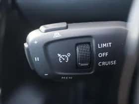 Peugeot 208 (2024) thumbnail 17