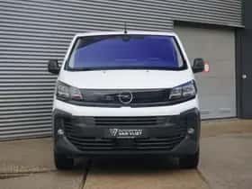 Opel Vivaro (2024) thumbnail 2