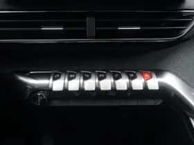 Peugeot 5008 (2022) thumbnail 28