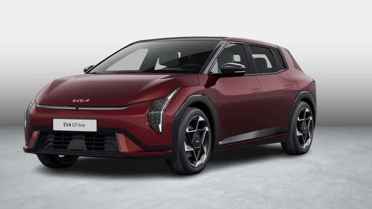 Kia EV4 (2026) — foto 1