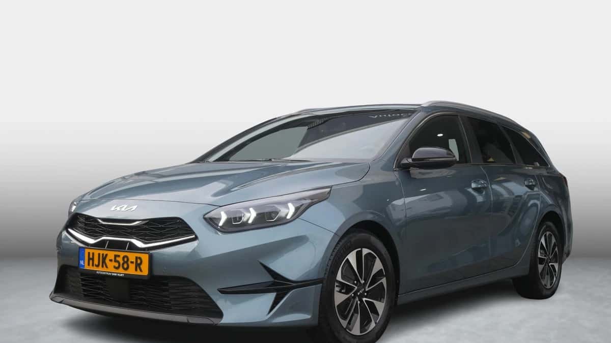 Kia Ceed Sportswagon (2025) — foto 1