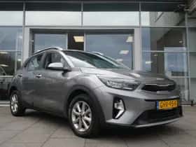 Kia Stonic (2024) thumbnail 2
