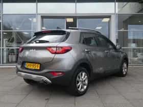 Kia Stonic (2024) thumbnail 5