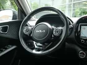 Kia Soul EV (2021) thumbnail 11