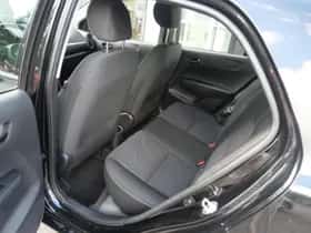 Kia Picanto (2019) thumbnail 9