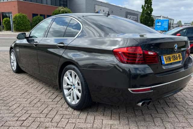 BMW 5-Serie (2015) thumbnail 5