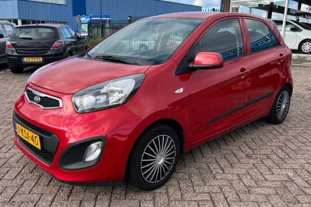 Kia Picanto (2013) thumbnail 3