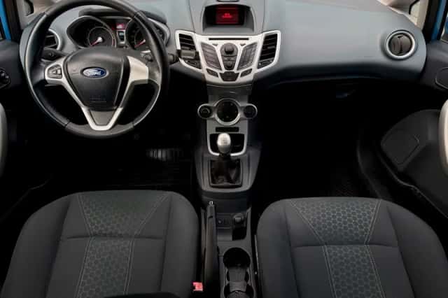 Ford Fiesta (2009) thumbnail 6