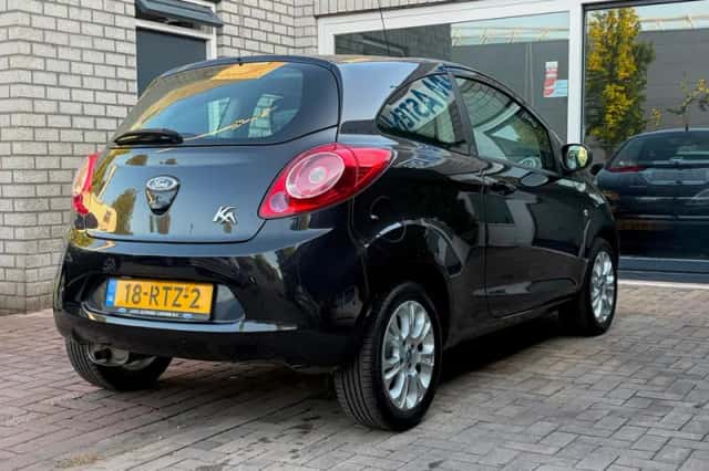 Ford Ka (2011) thumbnail 5