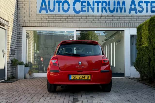 Renault Clio (2006) thumbnail 5