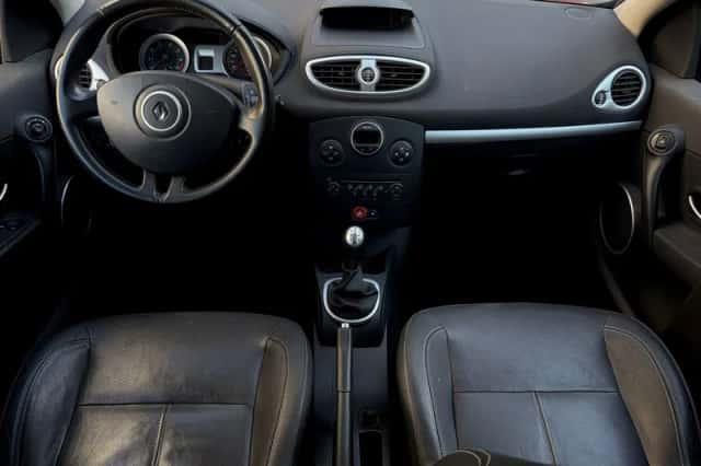 Renault Clio (2006) thumbnail 6