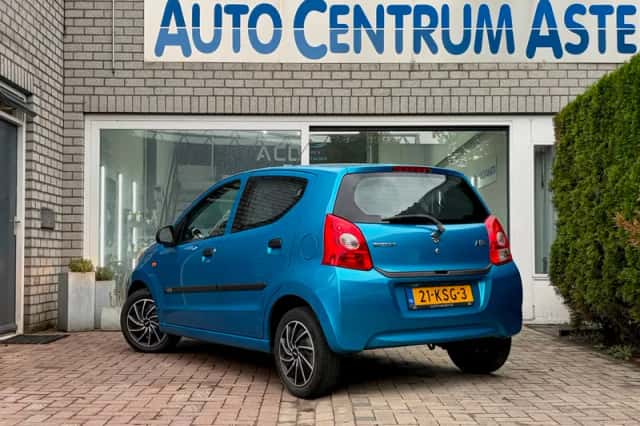 Suzuki Alto (2010) thumbnail 2