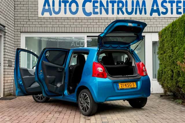 Suzuki Alto (2010) thumbnail 3