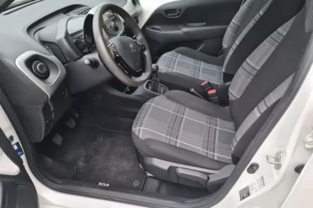 Peugeot 108 (2017) thumbnail 4