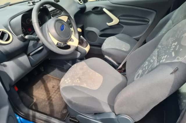 Ford Ka (2016) thumbnail 4
