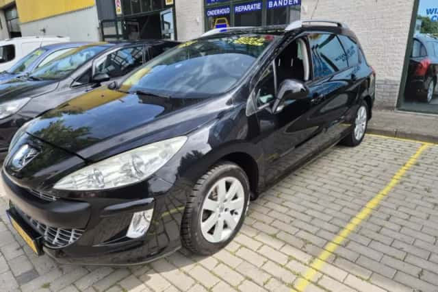 Peugeot 308 (2010) thumbnail 2