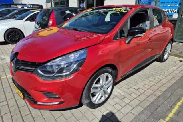 Renault Clio (2017) thumbnail 2