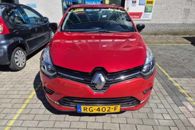 Renault Clio (2017) thumbnail 3