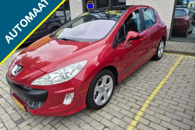 Peugeot 308 (2011) thumbnail 1