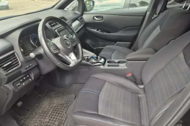 Nissan Leaf (2019) thumbnail 5