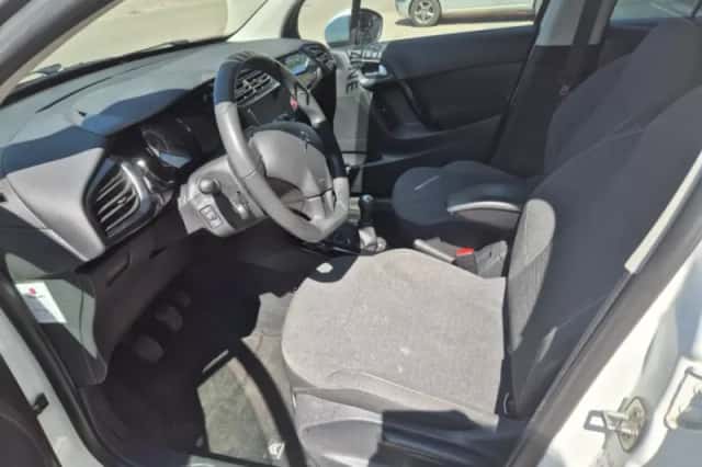 Citroën C3 (2015) thumbnail 4