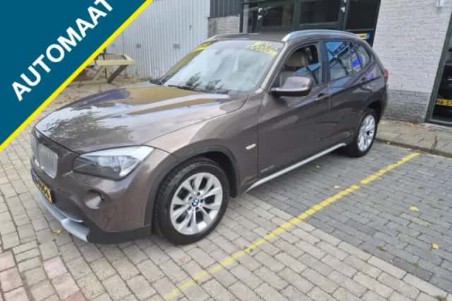 BMW X1 (2011) thumbnail 1