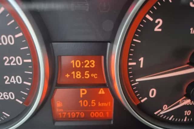 BMW X1 (2011) thumbnail 6