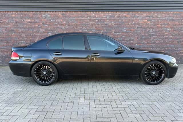 BMW 7-Serie (2003) thumbnail 5
