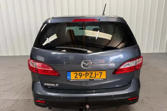 Mazda 5 (2011) thumbnail 6