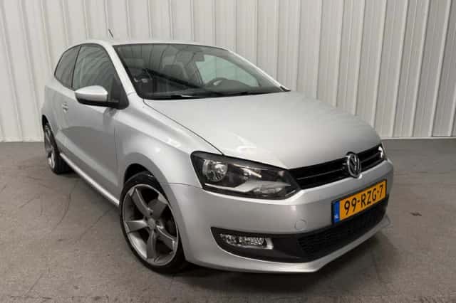 Volkswagen Polo (2011) thumbnail 1