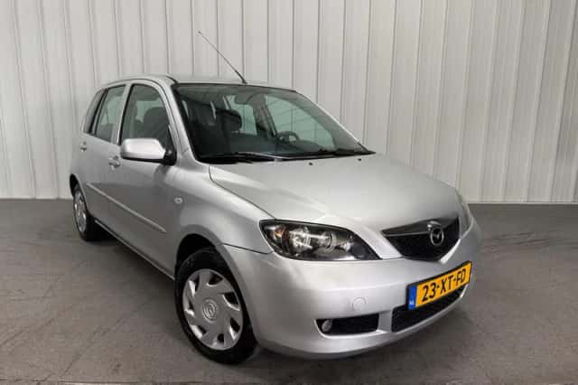 Mazda 2 (2007) thumbnail 1