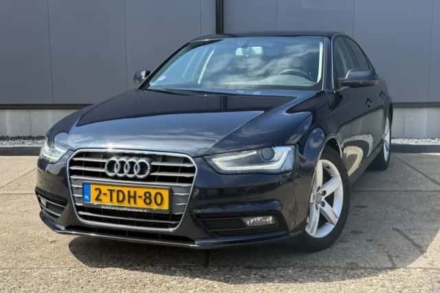 Audi A4 (2014) thumbnail 4
