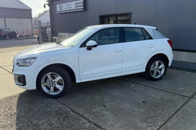 Audi Q2 (2019) thumbnail 4