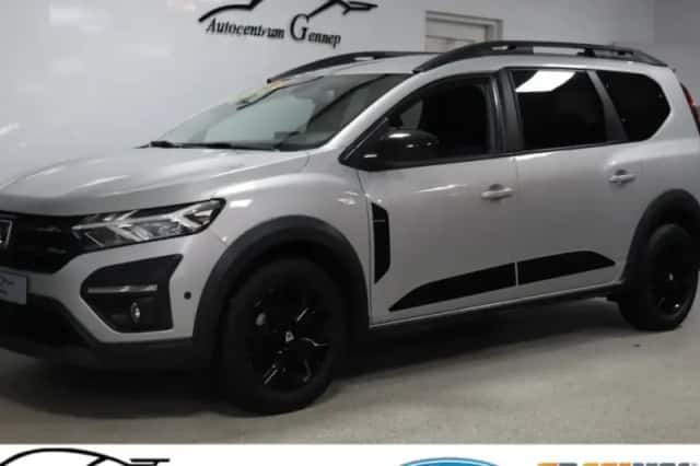 Dacia Jogger (2023) thumbnail 1