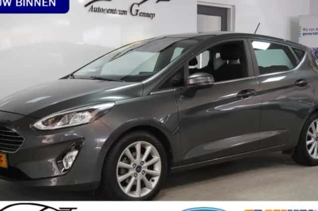 Ford Fiesta (2017) thumbnail 1