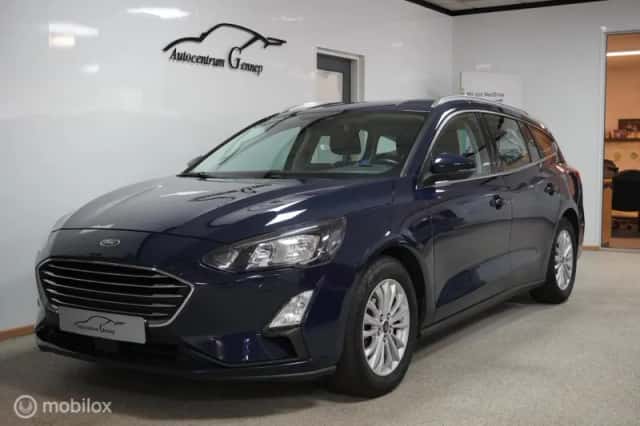 Ford Focus (2019) thumbnail 4