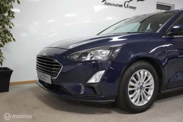 Ford Focus (2019) thumbnail 5
