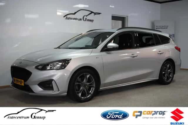 Ford Focus (2019) thumbnail 2