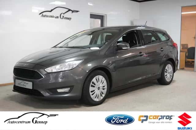 Ford Focus (2018) thumbnail 2