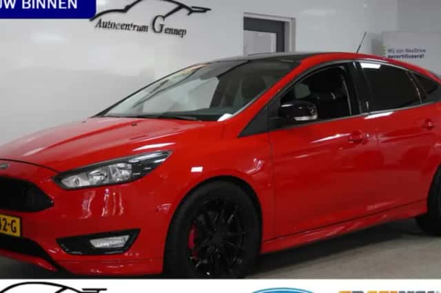 Ford Focus (2016) thumbnail 1