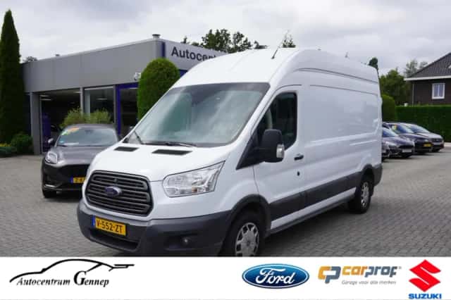 Ford Transit (2019) thumbnail 2