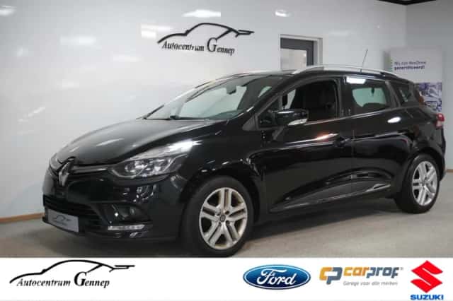 Renault Clio (2018) thumbnail 2