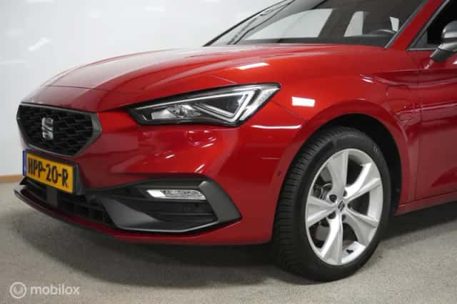 SEAT Leon (2020) thumbnail 5