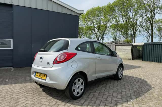 Ford Ka (2009) thumbnail 3