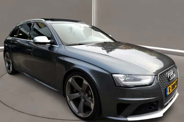 Audi A4 (2013) thumbnail 2