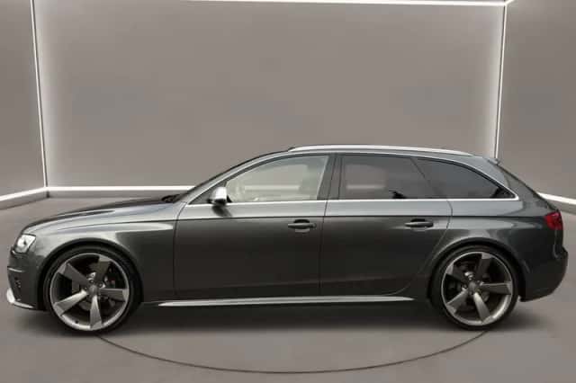 Audi A4 (2013) thumbnail 3