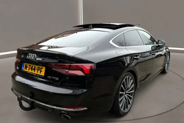 Audi A5 (2019) thumbnail 6