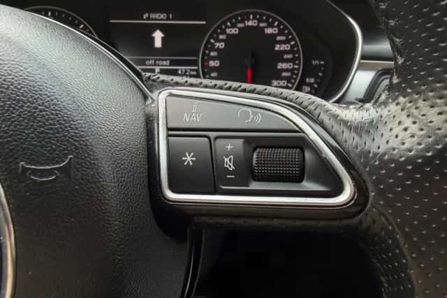 Audi A6 (2012) thumbnail 15