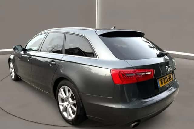 Audi A6 (2012) thumbnail 4