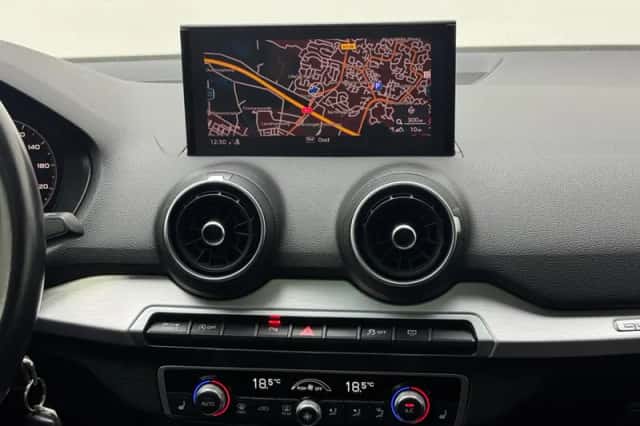 Audi Q2 (2017) thumbnail 12